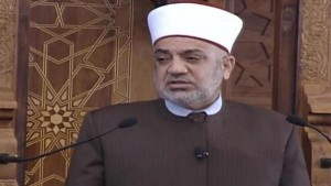 الخلايلة: قرار الصلاة في البيوت لحفظ الأرواح وحماية الناس