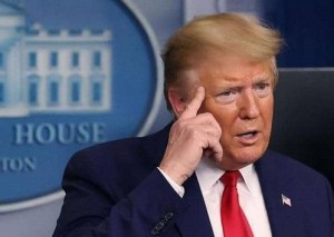 ترامب يهدد بإغلاق مواقع التواصل