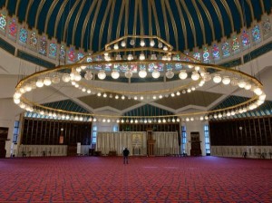 الأوقاف: مصليات النساء للرجال لاداء صلاة الجمعة