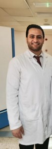 الدكتور أحمد عبيدات مبروك التخرج بتخصص جراحة العظام والمفاصل