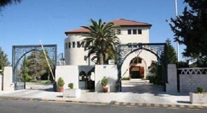 الحكومة توضح حيثيات تعيين البخيت