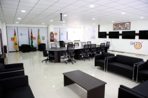 أورانج الأردن تجدّد قاعة المؤتمرات في عمادة طلبة "الأردنية"