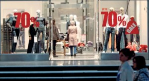 ركود عميق في قطاع الألبسة رغم انخفاض الأسعار