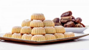 العواد: اقبال على محال الحلويات .. والمعمول بعجوة الأكثر طلباً