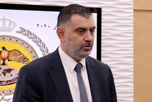 وزير العمل يعلن عن بلاغ لدوام وأجور العاملين في القطاع الخاص في المناطق التي يتقرر عزلها