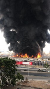 اندلاع حريق ضخم في مرفأ بيروت
