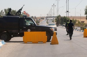 حظر شامل في "ايل" الجمعة وعزل القضاء يدخل حيز التنفيذ