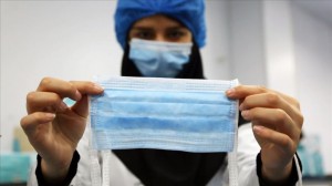 خبراء: تأثير ارتداء الكمامة يعادل اللقاح