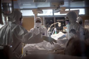 ارتفاع عدد شهداء كورونا من الأطباء إلى 19