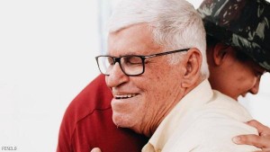 قفزة علمية هائلة .. بإمكان كبار السن "استعادة البصر" قريبا