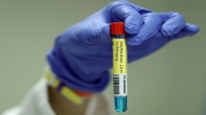 إصابة 600 طبيب بكورونا منذ بدء الجائحة بالأردن