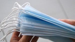 رئيس دولة يشتكي على نفسه ويدفع غرامة