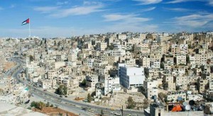 الحرارة أعلى من معدلاتها بـ5 درجات