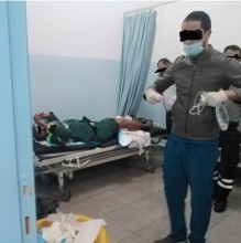 مادبا .. اصابة عامل وطن بعيارين ناريين