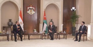 الملك يرحب بمخرجات قمة العلا .. ويؤكد موقف الأردن الثابت تجاه القضية الفلسطينية