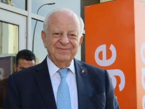 عماري يستعرض تطور مجموعة الاتصالات الأردنية