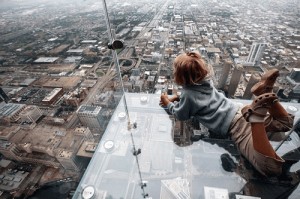 لماذا يخاف البعض من المرتفعات والأماكن العالية؟