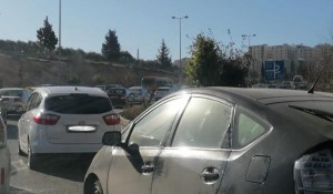 الأمن: الفضوليون يسببون الازدحامات المرورية