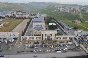 كليتا الصيدلة والحقوق في عمان الاهلية تتوجان بشهادة ضمان الجودة الاردنية