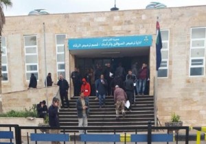 الحبس 3 أشهر لعشريني راجع ترخيص الزرقاء رغم اصابته بكورونا