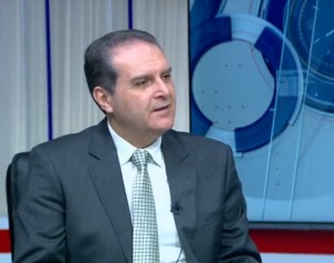 الهواري: ننتظر وصول 270 ألف جرعة من سينافورم في أيار