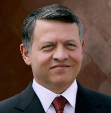 الملك يتبرع بتجديد فرش المسجد القبلي والصخرة المشرفة في الأقصى المبارك على نفقته الخاصة