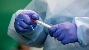 إصابتان بالسلالة العادية لمخالطي مصاب بالمتحور الهندي في الزرقاء