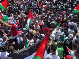 مصدر أمني: أشخاص يروجون فيديوهات من دول مجاورة ولا إصابات في الأردن