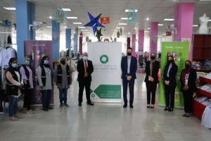 بنك صفوة الإسلامي يواصل مبادراته الخيرية بكسوة ذوي الاحتياجات الخاصة من الأطفال