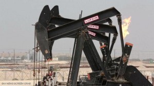 النفط يسجل ذروة عدة أعوام