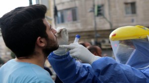 تحذير حكومي: لا نملك ترف العودة للإغلاقات