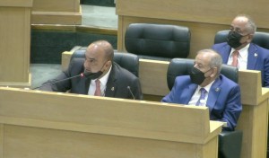 الخصاونة: الوزراء لا يتقاضون مكافآت