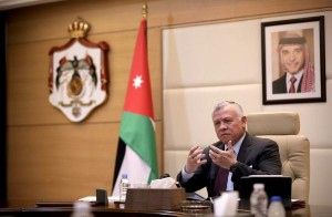 الملك يزور رئاسة الوزراء ويترأس جانباً من اجتماع الحكومة