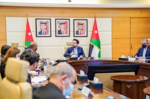 ولي العهد يترأس اجتماعا في رئاسة الوزراء ويؤكد أهمية وحدة الإنجاز والمتابعة