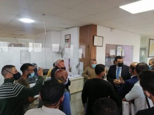 استيتية يوجه بإنجاز معاملات المستثمرين والمراجعين دون تأخير