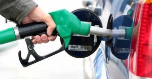 رفع سعر البنزين قرشا واحدا وتثبيت الديزل والكاز