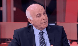 البلبيسي يتوقع ارتفاع الإصابات إلى حاجز 3000