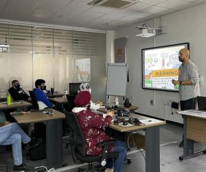 أورنج تعقد ورشة "التفكير الإبداعي" بالشراكة مع الرسّام عمر عدنان العبداللات