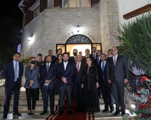 ولي العهد يلتقي شخصيات سياسية واقتصادية وإعلامية مصرية