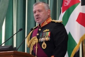 الملك:  يا أعيان الأمة ونوابها، حان الوقت للارتقاء بوطننا إلى مراتب متقدمة