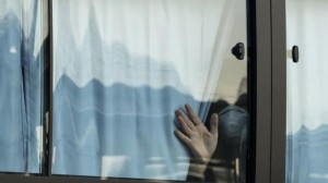 تحويل 3 أشخاص للقضاء لعدم التزامهم بالحجر المنزلي بالبلقاء