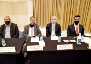 عمان الاهلية تشارك بمناقشات جمعية البحث العلمي حول استخدام تكنولوجيا النانو بمحاصيل العنب