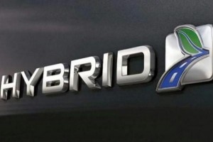 إقبال على "الهايبرد" قبل ارتفاع الضريبة