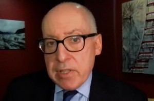 طبيب يحذر: تسونامي قادم لغير المطعمين