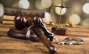 إدانة ممرّضَين بجرم تداول دواء دون ترخيص