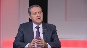 الهواري: الإجراءات الحكومية ساعدت بعدم التقاء الموجتين الثالثة والرابعة