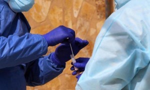 حجاوي: نعاني من موجة مركبة من أوميكرون ودلتا