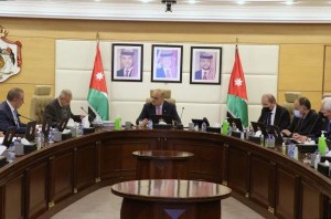 بتوجيهات ملكية .. صرف 100 دينار للأسر المستفيدة من برنامج المعونات الشهريَّة