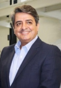 العدوان يكتب: نقاشات النخب في الأردن .. الاستمرار في "مخض" الماء، لن يخرج زبدة