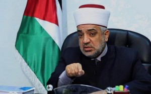 الخلايلة: صلاة التراويح 20 ركعة في جميع المساجد